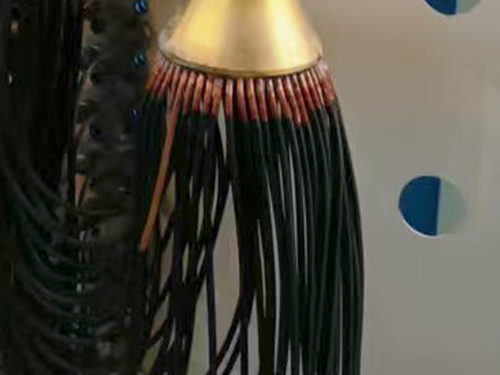 Воздухоохладитель с медными трубками, капиллярными трубками и термоусадочными защитными кожухами