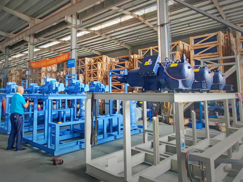 Многопараллельный винтовой агрегат индивидуальной комплектации